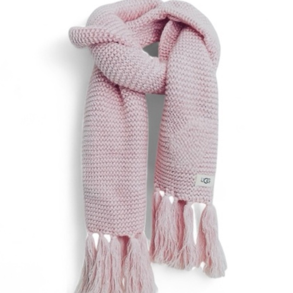 NEW UGG Women's Chunky Knit Scarf with Fringe
